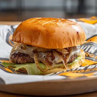 Helotes Classic Burger